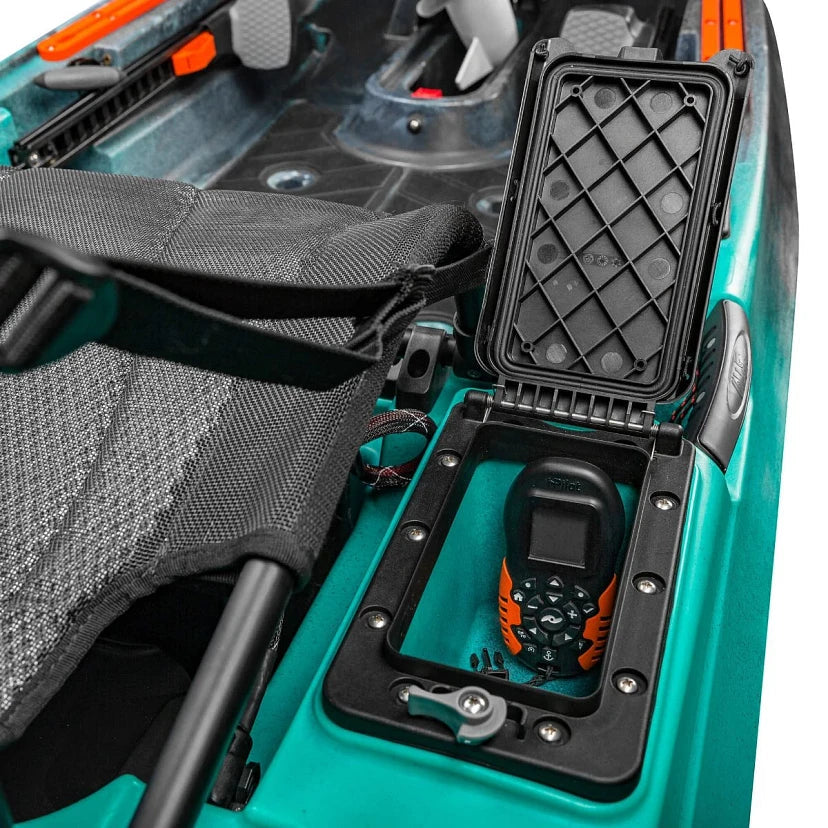 Old Town Sportsman AutoPilot 120 Motorized Fishing Kayak with Minn Kota Trolling Motor 锟斤拷 12-ft